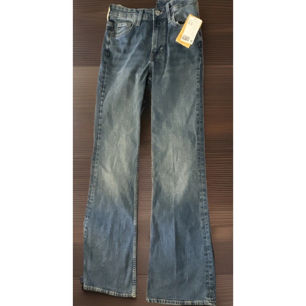 H&M Women's Blue Denim Straight Jeans Regular Fit Mid Rise Medium Wash 5-Pocket